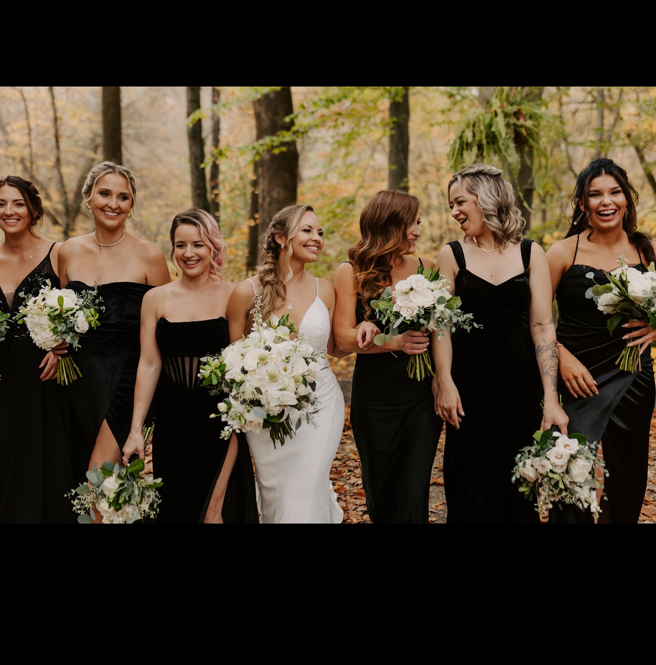 Bridal party at The Tanglewood House by The Pretty Agency